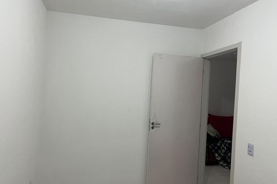 Quarto 1 de apartamento para alugar com 2 quartos, 41m² em Vila Princesa Isabel, São Paulo