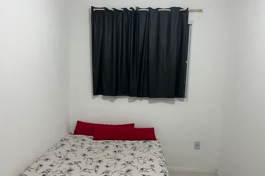 Quarto 1 de apartamento para alugar com 2 quartos, 41m² em Vila Princesa Isabel, São Paulo