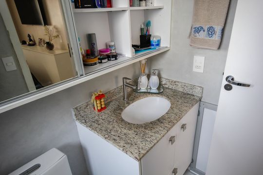 Banheiro da Suíte de apartamento à venda com 2 quartos, 57m² em Vila Pirituba, São Paulo
