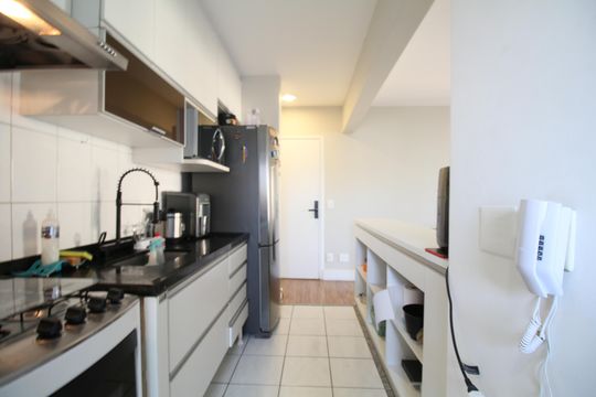 Cozinha de apartamento para alugar com 2 quartos, 69m² em Vila Andrade, São Paulo