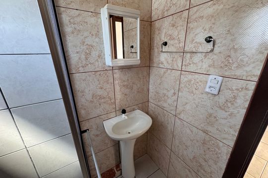 Banheiro de apartamento para alugar com 2 quartos, 54m² em Campina, São Leopoldo