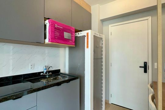 Cozinha de kitnet/studio à venda com 1 quarto, 25m² em Pinheiros, São Paulo