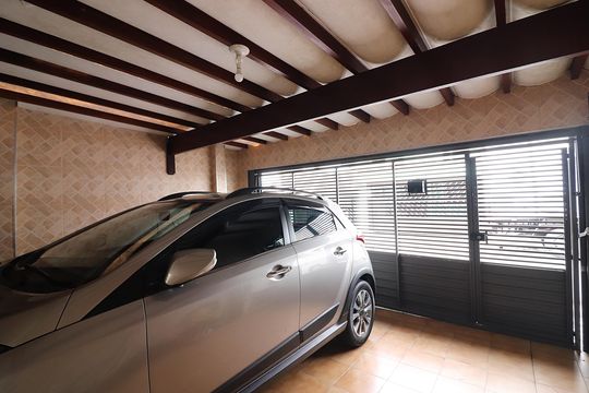Garagem de casa à venda com 2 quartos, 128m² em Vila Planalto, São Bernardo do Campo