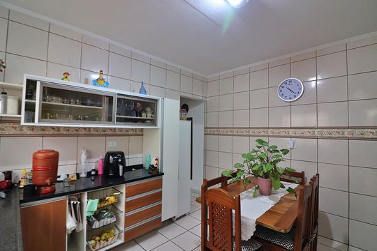 Cozinha de casa à venda com 2 quartos, 128m² em Vila Planalto, São Bernardo do Campo