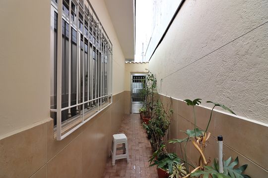 Corredor de casa à venda com 2 quartos, 128m² em Vila Planalto, São Bernardo do Campo