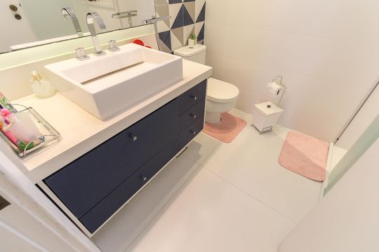Banheiro Social de apartamento à venda com 3 quartos, 139m² em Vila Jacuí, São Paulo