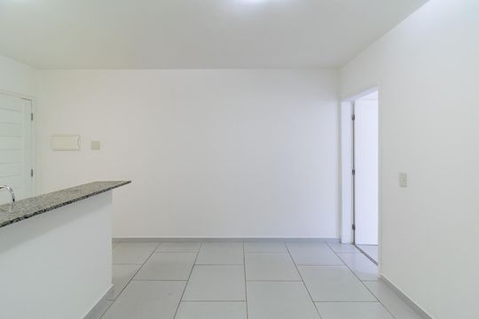 Sala  de casa para alugar com 1 quarto, 40m² em Jardim Oriental, São Paulo