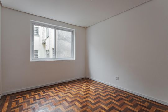 Quarto 1 de apartamento à venda com 2 quartos, 86m² em Bom Fim, Porto Alegre