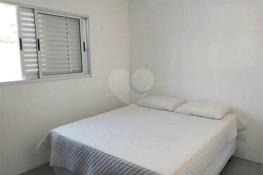 Casa à venda com 5 quartos, 238m² em Jardim Bonfiglioli, São Paulo