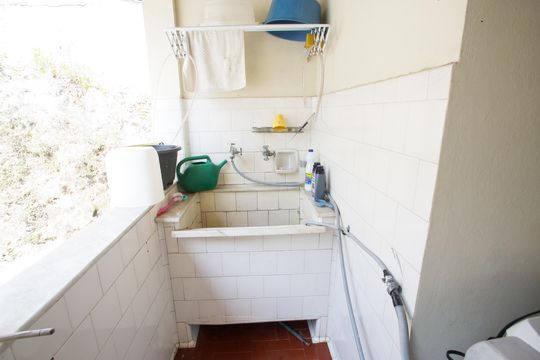 Área de Serviço de casa para alugar com 3 quartos, 450m² em Tanque, Rio de Janeiro