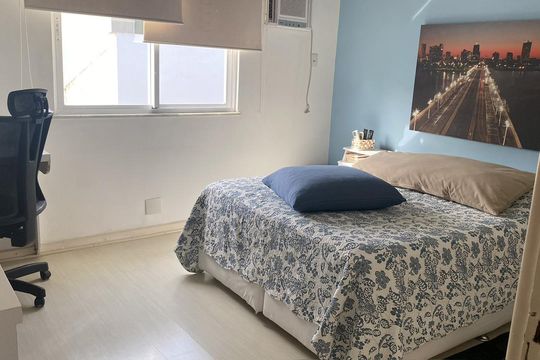 Quarto de casa de condomínio à venda com 5 quartos, 530m² em Barra da Tijuca, Rio de Janeiro