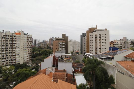Vista Sala 3 de apartamento para alugar com 3 quartos, 400m² em Bela Vista, Porto Alegre