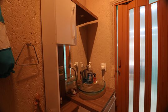 Banheiro Social de casa de condomínio à venda com 3 quartos, 81m² em Rio Branco, Canoas