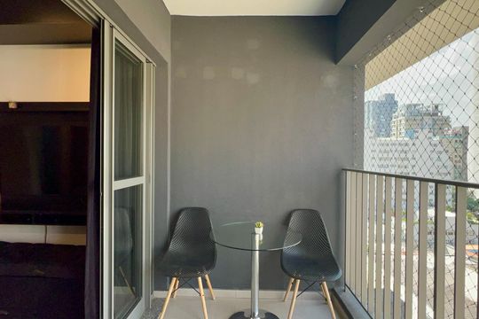 Varanda de kitnet/studio para alugar com 1 quarto, 31m² em Cerqueira César, São Paulo