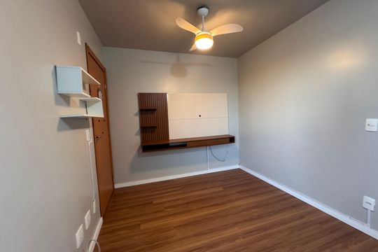 Sala de apartamento à venda com 2 quartos, 50m² em Feitoria, São Leopoldo