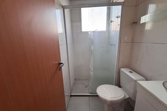 Banheiro de apartamento à venda com 2 quartos, 50m² em Feitoria, São Leopoldo