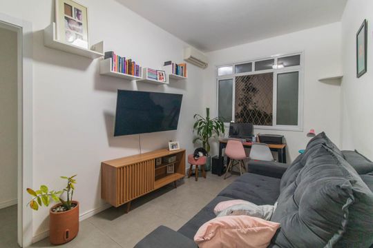 Apartamento à venda com 2 quartos, 64m² em Cidade Baixa, Porto Alegre