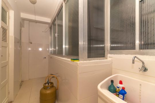 Área de Serviço de apartamento à venda com 3 quartos, 112m² em Centro Histórico, Porto Alegre