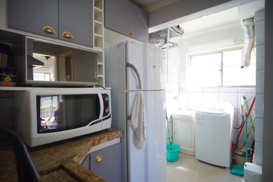 Cozinha de apartamento à venda com 2 quartos, 50m² em Rio dos Sinos, São Leopoldo