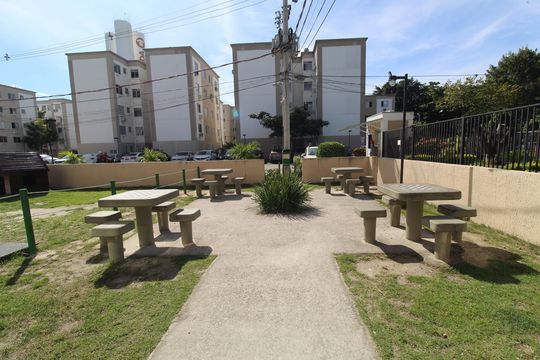 Área comum de apartamento para alugar com 2 quartos, 44m² em Gardênia Azul, Rio de Janeiro