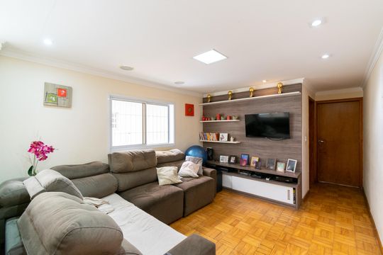 Casa à venda com 3 quartos, 150m² em Vila Alexandria, São Paulo