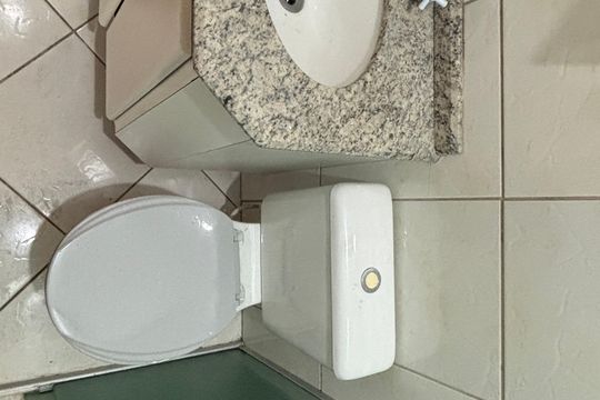 Banheiro da Suíte 1 de casa à venda com 2 quartos, 100m² em Vila Pires, Santo André