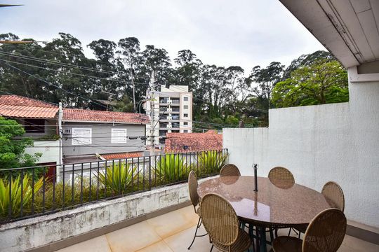 Varanda de casa à venda com 3 quartos, 260m² em Vila Progredior, São Paulo
