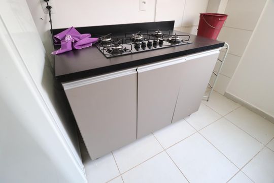 Cozinha de apartamento para alugar com 2 quartos, 47m² em Grand Ville, Uberlândia