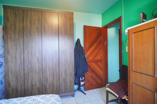 Quarto 2 de casa à venda com 3 quartos, 101m² em Vila Nova, Novo Hamburgo
