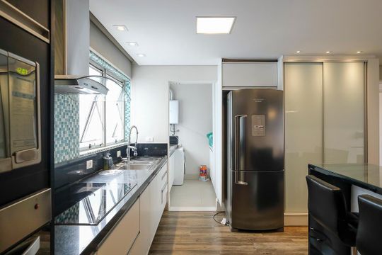 Cozinha de apartamento à venda com 3 quartos, 86m² em Santa Paula, São Caetano do Sul