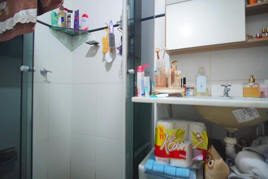 Banheiro da Suíte de apartamento para alugar com 2 quartos, 85m² em Jardim Itu, Porto Alegre
