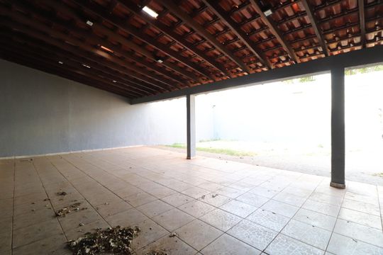 Varanda da Sala de casa para alugar com 3 quartos, 163m² em Santa Mônica, Uberlândia