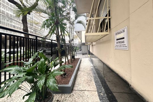 Portaria de apartamento para alugar com 2 quartos, 87m² em Copacabana, Rio de Janeiro