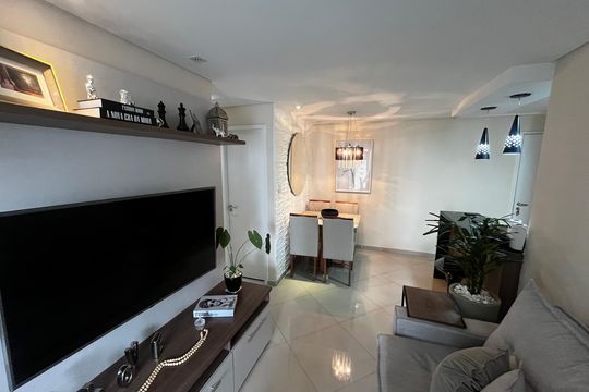 Sala de apartamento à venda com 3 quartos, 72m² em Santa Teresinha, São Paulo