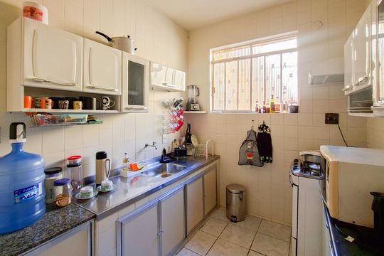 Cozinha de casa à venda com 5 quartos, 253m² em Paraíso, Belo Horizonte