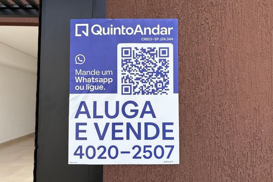 Plaquinha de apartamento para alugar com 2 quartos, 45m² em Vila Gilda, Santo André