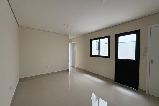 Apartamento para alugar com 2 quartos, 45m² em Vila Gilda, Santo André