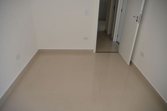 Quarto 2 de apartamento para alugar com 2 quartos, 45m² em Vila Gilda, Santo André
