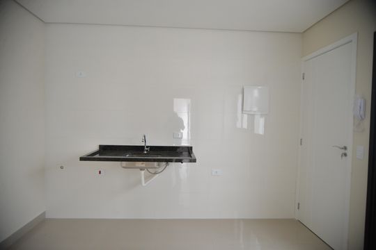 Cozinha de apartamento para alugar com 2 quartos, 45m² em Vila Gilda, Santo André