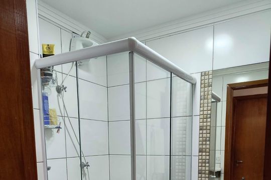 Banheiro Social de apartamento à venda com 2 quartos, 40m² em Cidade Líder, São Paulo