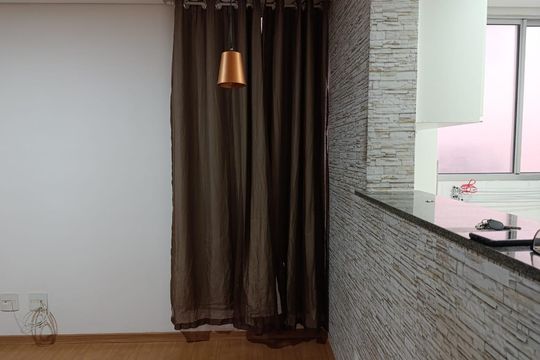 Sala  de apartamento à venda com 2 quartos, 45m² em Chácara Cotia, Contagem