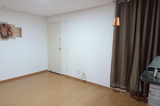 Sala  de apartamento à venda com 2 quartos, 45m² em Chácara Cotia, Contagem