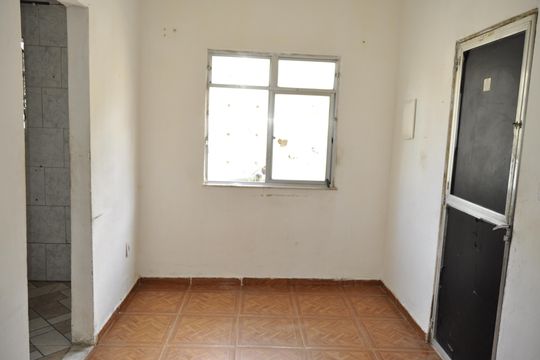 Apartamento para alugar com 2 quartos, 80m² em Pilares, Rio de Janeiro