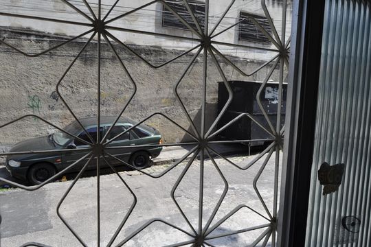 Vista Sala de apartamento para alugar com 2 quartos, 80m² em Pilares, Rio de Janeiro