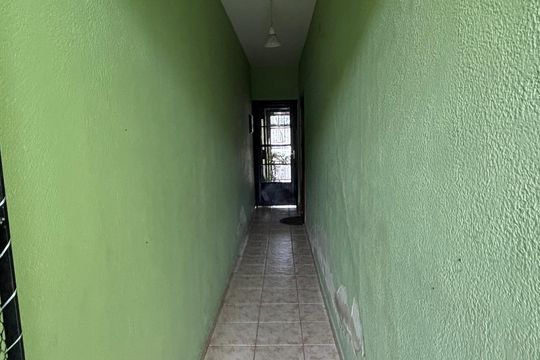 Corredor de casa à venda com 4 quartos, 246m² em Vila América, Santo André