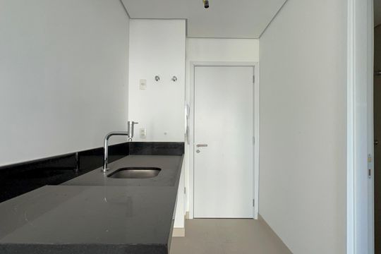 Cozinha de kitnet/studio à venda com 1 quarto, 32m² em Sumarezinho, São Paulo