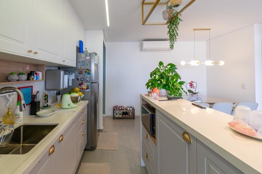 Cozinha de apartamento à venda com 2 quartos, 69m² em Jardim Prudência, São Paulo