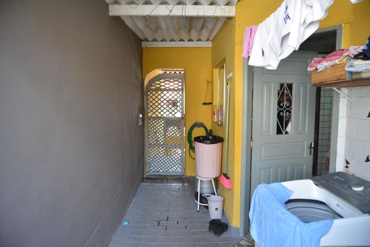Área de Serviço de casa à venda com 2 quartos, 230m² em Jardim Itapoan, Santo André