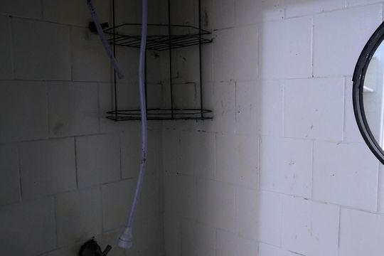 Banheiro de apartamento para alugar com 1 quarto, 40m² em Funcionários, Belo Horizonte