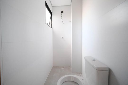 Banheiro de apartamento à venda com 2 quartos, 42m² em Jardim Belem, São Paulo